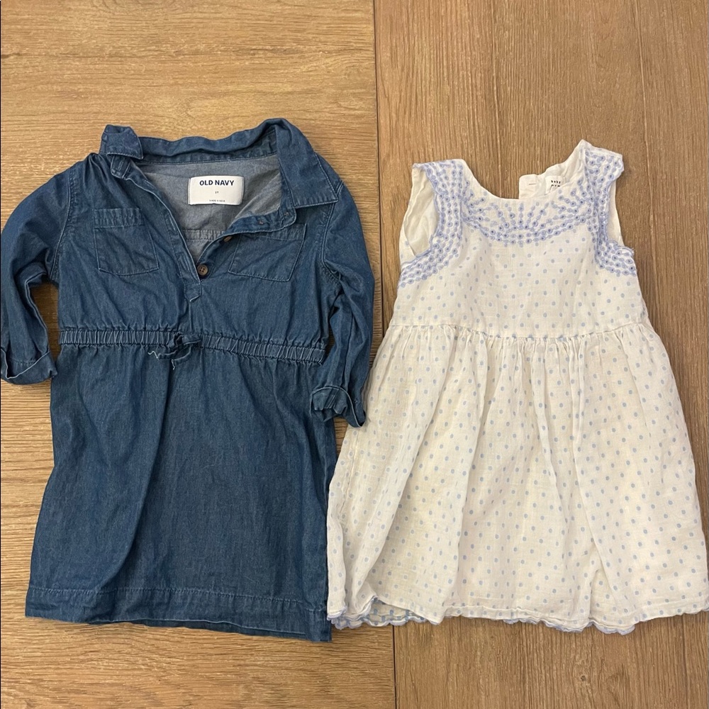 Set of 2 dresses (both size 2T) old navy and Gap